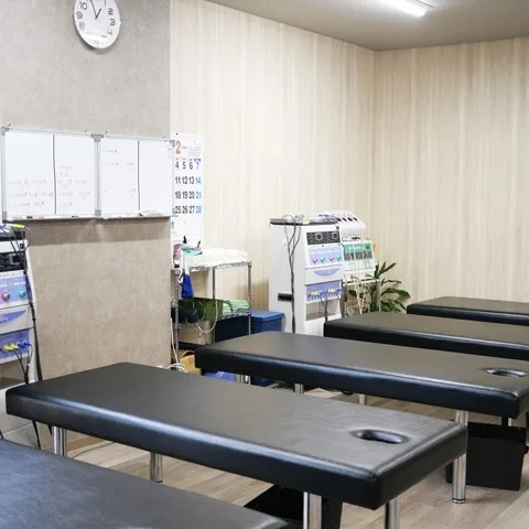 くまがい整骨院 院内・施術の様子